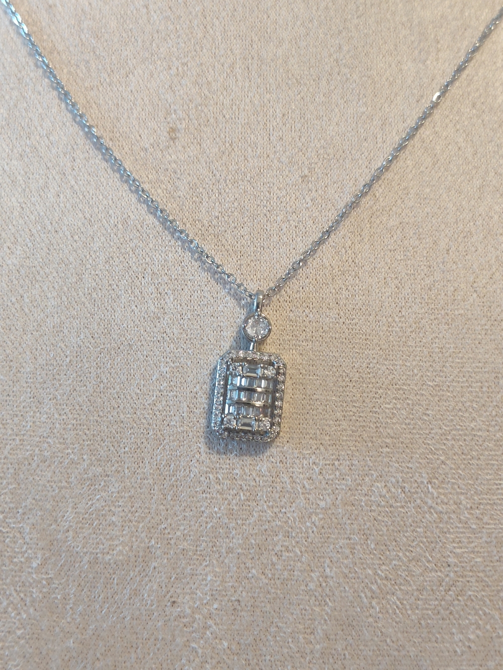 Sterling Silver Cubic Zirconia Pendant Necklace - White- 18 Inches. - Picture 3 of 9